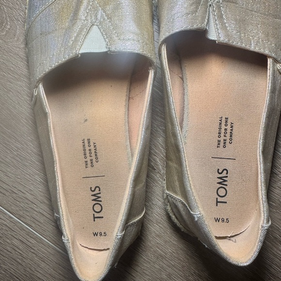 TOMS Gold Metallic Slip On Espadrille Flats Women’s 9.5 Summer - Picture 5 of 11